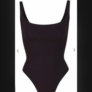 SKIMS fits everybody square neck bodysuit